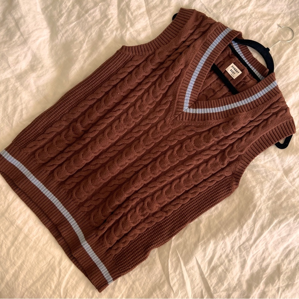 Aritzia Sunday Best Winston Sweater Vest Merino Wool With Braids